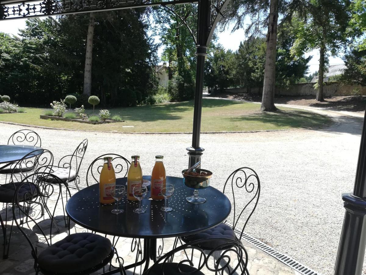 Manoir De La Touche Acomodação com café da manhã Azay-le-Rideau Exterior foto